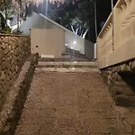 Borgo Al Sole كاستيلنوفو ماغرا